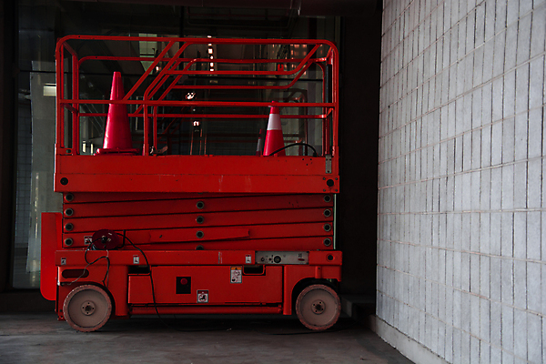 포토 JPG 해외이미지 산업 공장 새로움 선반 사람없음 내부 건물 기계 장비 작업 창고 리프트 수납 단상 물류 신발장 해외202007 해외포토 건축물 가구 컨셉 공업 파일형식