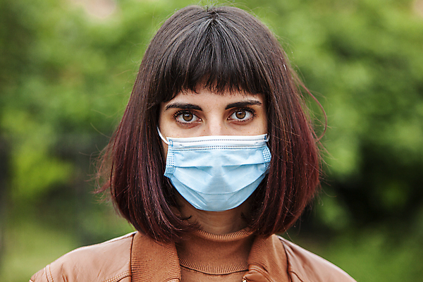 포토 JPG 해외이미지 여자 백그라운드 컨셉 건강 경고 마스크 한명 사람 의사 바이러스 질병 위험 전염 인플루엔자 전염병 여자한명만 코로나바이러스 포스트코로나 해외202007 델타변이바이러스 해외포토 1 의학 의료진 사회이슈 감염 여자만 파일형식