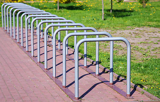 포토 JPG 해외이미지 모양 벽 거리 사람없음 야외 초록색 파란색 우주 금속 자전거 도시 그룹 주차 오브젝트 장면 타운 기하학 줄서기 철강 방식 해외202007 해외포토 컬러 무늬 모션 재질 바이크 파일형식