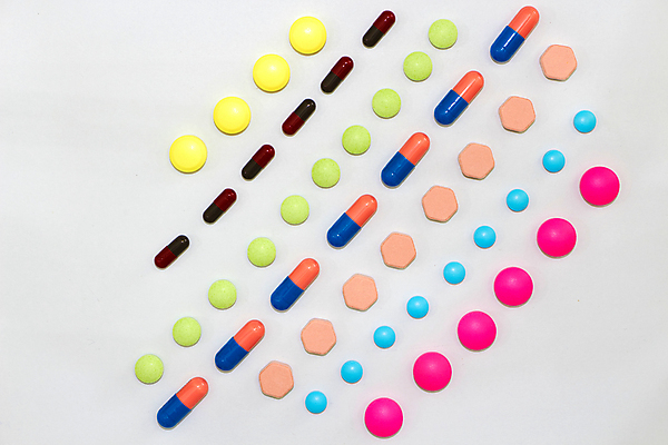 포토 JPG 해외이미지 사람없음 알약 약 건강관리 해외202007 해외포토 의학 건강 관리 파일형식