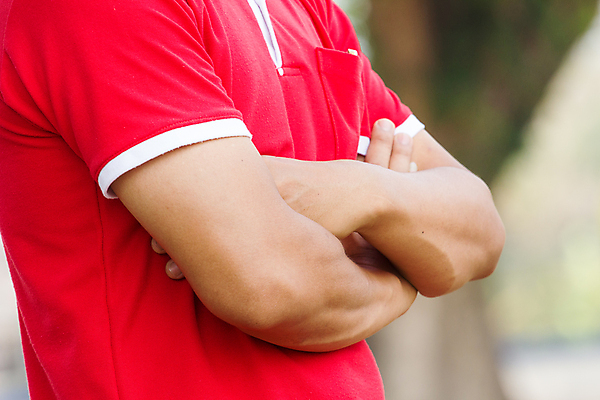 포토 JPG 해외이미지 직업 손 남자 포즈 가구 사업가 성공 노동자 사람 손짓 성인 사람없음 사무실 업무 비즈니스맨 자신감 감독 결심 대표 종업원 만족 경영자 리더 책임자 교차 심각 인원 해외202007 해외포토 감정 생활용품 컨셉 비즈니스 모션 신체부위 작업 직장인 파일형식