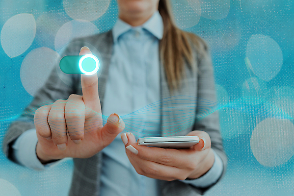 포토 JPG 해외이미지 컨셉 인터넷 비즈니스 통신 자물쇠 안전 사람없음 그래픽 스마트폰 컴퓨터 디지털 스크린 자료 웹 정보 네트워크 속임수 바이러스 암호 어플리케이션 보호 연결 사이버 무선전화기 스마트 잠금 보안 시스템 방패 온라인 방화벽 백신 사생활 소프트웨어 제어 프로그램 해외202007 해외포토 의학 전자제품 핸드폰 스마트기기 전화기 파일형식