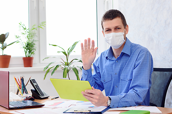 포토 JPG 해외이미지 남자 종이 비즈니스 사업가 마스크 한명 사람 금융 노트북 사무실 고통 비즈니스맨 바이러스 책상 경영자 문서 전염병 조작 남자한명만 코로나바이러스 포스트코로나 해외202007 델타변이바이러스 해외포토 직업 1 감정 가구 경제 전자제품 직장인 질병 사회이슈 리더 남자만 파일형식