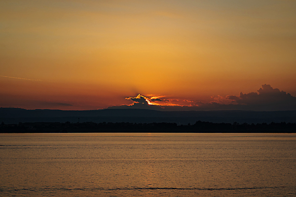 포토 JPG 해외이미지 유럽 바다 여행 자연 하늘 휴가 풍경 사람없음 야외 물 태양 황혼 이탈리아 도시 저녁 지중해 타운 옛날 해외202007 해외포토 자연요소 나라 일몰 야간 생태계 파일형식