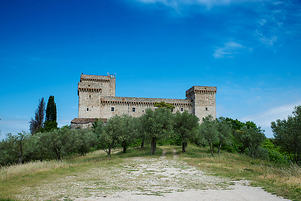 포토 JPG 해외이미지 사람없음 탑 이탈리아 시골 성 야간 언덕 기념물 로마인 수도교 해외202007 해외포토 자연요소 건축물 유럽 인종 다리_건축물 파일형식