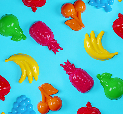 포토 JPG 해외이미지 놀이 딸기 포도 바나나 사람없음 컬러풀 장난감 체리 파인애플 해외202007 해외포토 컬러 과일 열대과일 파일형식