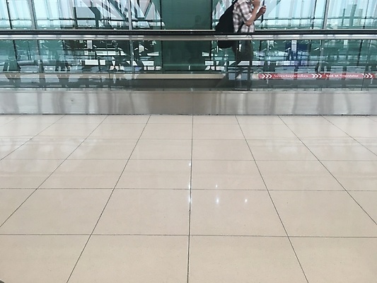 포토 JPG 해외이미지 도로 여행 백그라운드 비즈니스 건축양식 교통시설 하늘 거리 바닥 사람없음 내부 건물 빛 사무실 도시 일반 콘크리트 해외202007 해외포토 건축물 건축 길 교통 시설 파일형식