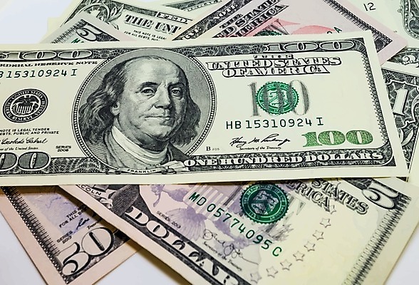 EPS 해외이미지 1 종이 백그라운드 컨셉 지폐 돈 일러스트 비즈니스 성공 초록색 금융 경제 숫자 달러 쪽지 미국 저축 흰색 시장 재산 닫기 심볼 투자 이익 흙더미 계산서 대출 빚 자금 해외202007 해외일러스트 문자 컬러 북아메리카 모션 흙 파일형식 벡터 더미