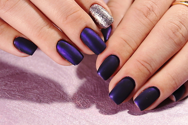 포토 JPG 해외이미지 손 여자 손가락 근접촬영 신체부위 손톱관리 네일아트 손톱 해외202007 해외포토 뷰포인트 사람 뷰티 파일형식