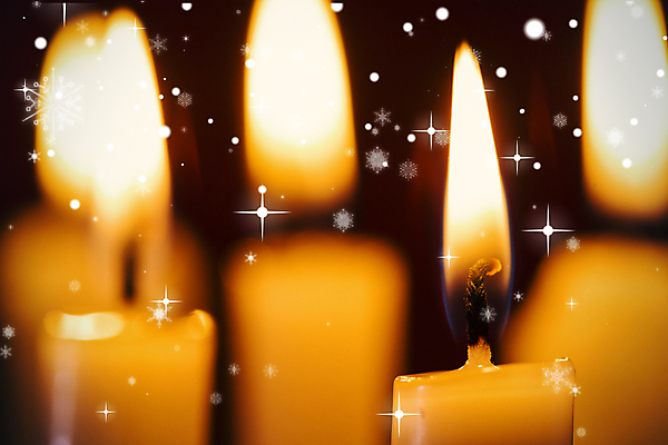 포토 JPG 해외이미지 무료이미지 별 촛불 불 불꽃 따뜻함 사람없음 빛 반짝임 평화 흰색 눈송이 문학 부드러움 연소 심지 왁스 해외202007 해외202105 해외포토 자연요소 컬러 컨셉 초 모션 눈_날씨 감각 파일형식 무료콘텐츠