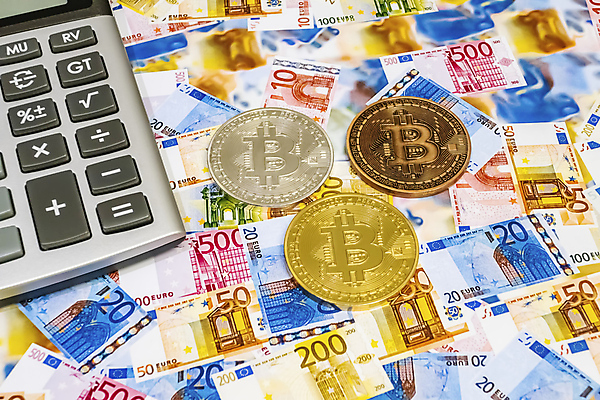 포토 JPG 해외이미지 백그라운드 컨셉 돈 인터넷 비즈니스 사람없음 금융 경제 글로벌 금속 디지털 동전 웹 저축 계산기 성장 그물 네트워크 시장 재산 황금 구매 발굴 심볼 사인 무역 투자 상업 전자 토막 전자상거래 수입 가상 해외202007 해외포토 산업 재질 문구용품 쇼핑 장비 파일형식