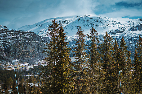 포토 JPG 해외이미지 유럽 여행 백그라운드 겨울 자연 하늘 호텔 휴가 스키 산 주택 파노라마 노르웨이 핀란드 풍경 경사 사람없음 마을 프랑스 오스트리아 야간 휴양지 산등성이 알프스 알래스카 샬레 절정 해외202007 해외포토 자연요소 계절 나라 숙소 겨울스포츠 촬영기법 실험기구 북유럽 건물 미국 장소 생태계 파일형식