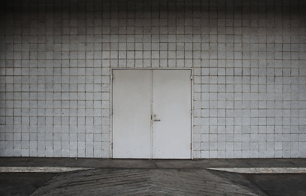 포토 JPG 해외이미지 무료이미지 산업 벽 백그라운드 추상 바닥 세포 안전 사람없음 파란색 문 우주 어둠 침묵 방 금지 오픈 방어 비밀 입장 고민 시설 질감 보안 대문 지역 무거움 그런지 옛날 철강 콘크리트 해외202007 해외202105 해외포토 감정 컬러 컨셉 무늬 어류 소리 무게 파일형식 무료콘텐츠