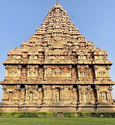 포토 JPG 해외이미지 전통 종교 문화 조각 여행 백그라운드 건축양식 하늘 미술 사람없음 건물 초록색 파란색 관광지 조각상 노란색 여행객 탑 맑음 봄 수확 사찰 역사 저녁 폐허 피라미드 과거 신성 천연기념물 대칭 사당 순례 옛날 웅장함 화강암 힌두교 완전 해외202007 해외포토 건축물 계절 건축 컬러 컨셉 농업 종교건축 날씨 문화예술 사람 조형물 암석 야간 랜드마크 파일형식