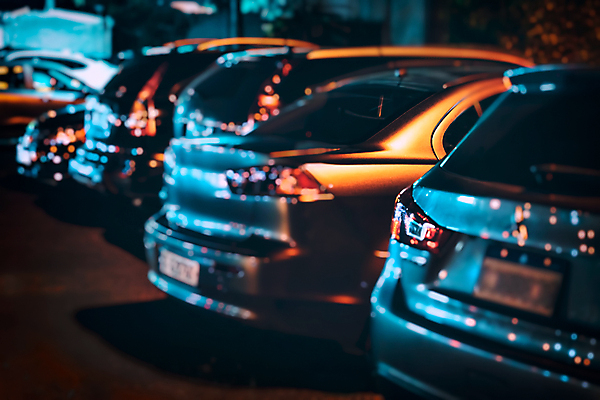 포토 JPG 해외이미지 공원 도로 백그라운드 컨셉 교통시설 자동차 거리 서기 사람없음 야외 도시 야간 저녁 주차 그림 타운 자동 많음 해외202007 해외포토 자연요소 공공시설 길 육상교통 교통 모션 시설 파일형식