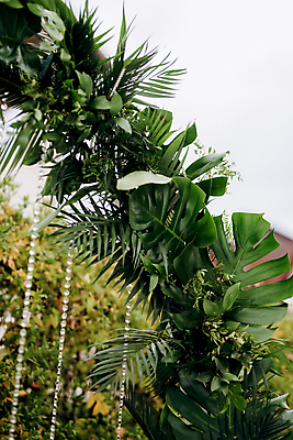 포토 JPG 해외이미지 꽃 분홍색 꽃다발 결혼 꽃무늬 의자 결혼식 휴가 아이디어 사랑 이벤트 사람없음 야외 목재 장식 초록색 여름 파티 정원 낭만 흰색 시골 축하 신선 의식 배열 꽃집 아치 지역 해외202007 해외포토 나무 식물 계절 감정 컬러 가구 컨셉 무늬 재료 상점 파일형식