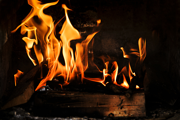 포토 JPG 해외이미지 무료이미지 백그라운드 크리스마스 겨울 오렌지 불꽃 휴식 벽돌 주택 따뜻함 사람없음 내부 목재 빨간색 빛 노란색 검은색 방 낭만 에너지 시골 오픈 뜨거움 연기 그릴 야간 위험 장작 모닥불 바비큐 묘사 벽난로 통나무 온도 연소 광 화상 해외202007 해외202105 해외포토 자연요소 나무 계절 기념일 음식 컬러 컨셉 과일 재료 주방용품 불 건물 상처 파일형식 무료콘텐츠