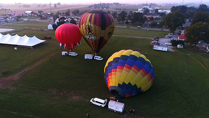 포토 JPG 해외이미지 구름 여행 교통시설 하늘 바람 불꽃 안테나 사람 풍경 사람없음 야외 여름 빛 태양 바구니 평화 일출 일몰 활발 자유 비행 뜨거움 승차 파일럿 항공 상승 리프트 풍선 강렬 드론 조감도 타격 해외202007 해외포토 자연요소 직업 계절 교통 컨셉 통신 모션 불 날씨 노을 시설 파일형식