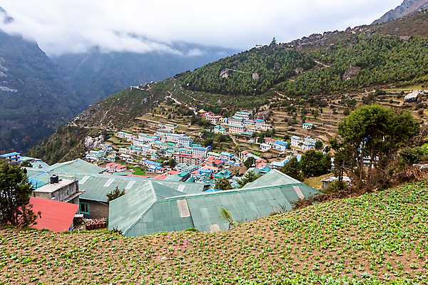 포토 JPG 해외이미지 스포츠 여행 불교 가이드 자연 하늘 휴가 산 국립공원 풍경 사람없음 야외 파란색 여행객 마을 산책 등산 트래킹 하이킹 도전 기도 깃발 정상 네팔 방법 산악가 절정 하이커 히말라야 자극 해외202007 해외포토 직업 공원 아시아 종교 컬러 레저 휴식 사람 생태계 파일형식 산맥