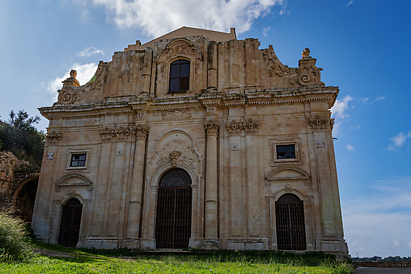 포토 JPG 해외이미지 유럽 여행 건축양식 하늘 지붕 파노라마 풍경 사람없음 야외 건물 도시풍경 햇빛 교회 마을 이탈리아 바위 도시 역사 지중해 타운 바로크 옛날 해외202007 해외포토 건축물 건축 나라 바다 종교건축 촬영기법 태양 돌_바위 파일형식