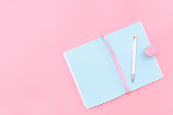 포토 JPG 해외이미지 식물 템플릿 라이프스타일 여자 꽃 행복 종이 분홍색 백그라운드 컨셉 비즈니스 탁자 문구용품 새로움 선인장 직장 사람없음 책 사무실 우주 다이어리 공책 공백 달력 흰색 업무 오픈 작업실 플랫 잡지 정상 연도 책상 위치 페이지 해피뉴이어 블로거 파스텔톤 방식 해외202007 해외포토 감정 컬러 가구 회사 사람 생활 간행물 사무용품 새해인사 작업 오브젝트 파일형식