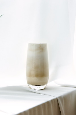 포토 JPG 스튜디오촬영 커피 음료 잔 실내 취미 사람없음 한개 카페 흰배경 라떼 소확행 홈카페 국내포토 1 식기 백그라운드 내부 상점 흰색 신조어 파일형식