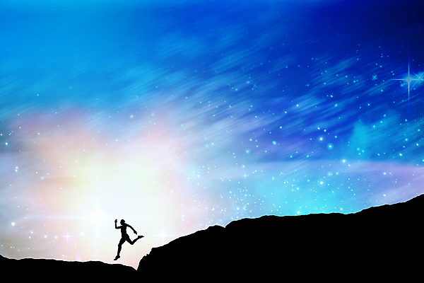 포토 JPG 해외이미지 남자 백그라운드 하늘 파란색 달리기 흰색 야간 반대 오로라 해외202007 해외포토 자연요소 컬러 모션 자연현상 사람 파일형식