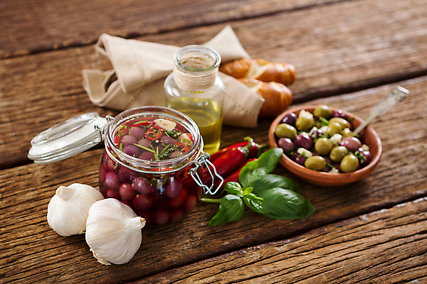 포토 JPG 해외이미지 빵 사람없음 올리브 피클 올리브절임 해외202007 해외포토 열매 음식 절임 파일형식