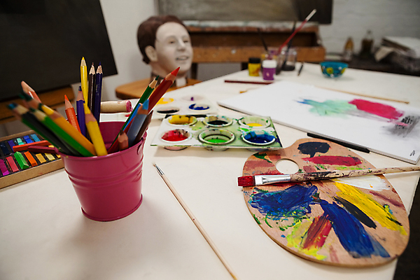 포토 JPG 해외이미지 교실 수채화 사람없음 물감 미술도구 팔레트 그림 해외202007 해외포토 교육 학교 오브젝트 파일형식