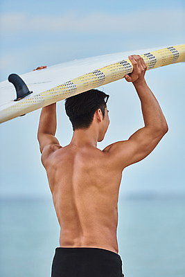 포토 JPG 주간 라이프스타일 남자 수영복 스포츠 파도 바다 여행 휴가 한명 들기 상반신 20대 성인 취미 해변 야외 뒷모습 여름 레포츠 친구 여름휴가 바캉스 청춘 운동 한국인 자유 서핑보드 서핑 익스트림스포츠 해수욕장 즐거움 강원도 양양군 하조대 하조대해수욕장 성인남자한명만 국내포토 자연요소 1 옷 계절 감정 뷰포인트 컨셉 관계 모션 레저 한국 건강 사람 동양인 청년 생활 수상스포츠 보드_스포츠 양양 남자한명만 성인남자만 파일형식 여름_계절