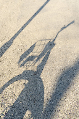 포토 JPG 주간 공원 교통수단 백그라운드 바닥 그림자 사람없음 야외 운동 햇빛 자전거 오후 국내포토 자연요소 공공시설 교통 건강 태양 바이크 파일형식