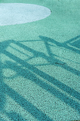 포토 JPG 주간 백그라운드 바닥 그림자 사람없음 야외 햇빛 놀이터 오후 국내포토 자연요소 놀이 태양 파일형식