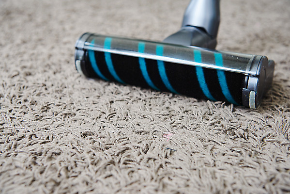 포토 JPG 스튜디오촬영 가사 거실 주택 실내 사람없음 청결 카펫 위생 청소도구 청소 먼지 청소기 대청소 국내포토 내부 건물 전자제품 도구 파일형식