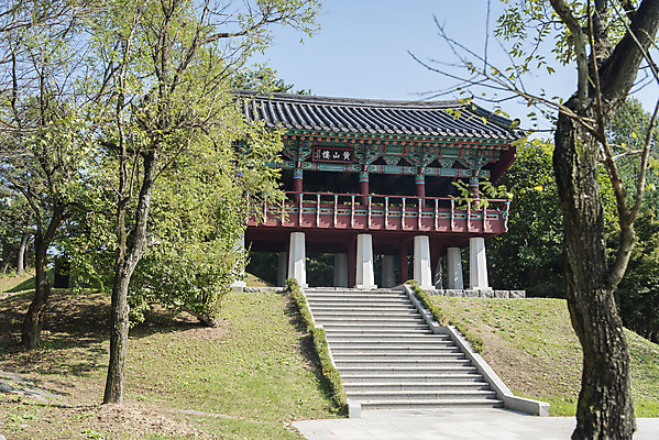 포토 JPG 주간 한국전통 여행 고건축 유적지 자연 풍경 사람없음 야외 관광지 문화재 가을 한국사 충청남도 논산 계백장군유적전승지 황산루 국내포토 자연요소 전통 건축물 계절 한국 역사 생태계 충청도 파일형식
