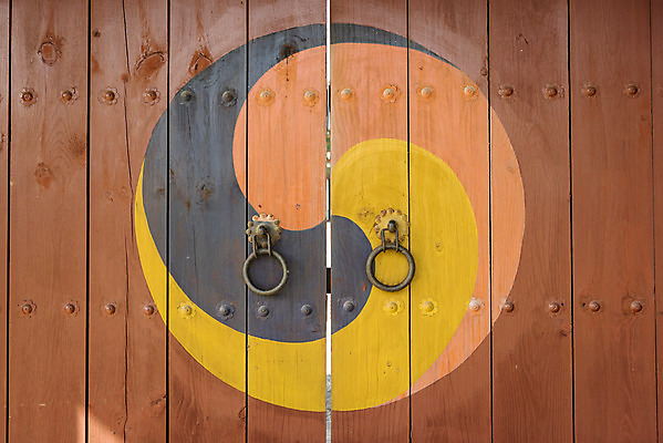 포토 JPG 주간 한국전통 여행 고건축 유적지 자연 풍경 사람없음 야외 관광지 문화재 가을 한국사 충청남도 논산 계백장군유적전승지 충장사 국내포토 자연요소 전통 건축물 계절 한국 역사 생태계 충청도 파일형식