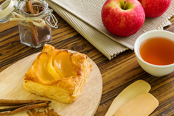 포토 JPG 해외이미지 빵 디저트 사람없음 사과 애플파이 해외202008 해외포토 음식 과일 파이_빵 파일형식