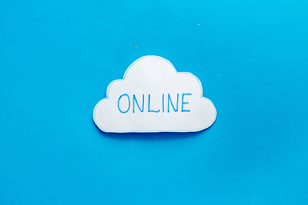 포토 JPG 해외이미지 구름 컨셉 인터넷 비즈니스 통신 성공 사람없음 컴퓨터 글로벌 사무실 디지털 자료 정보 네트워크 연결 접속 전염 혁명 데이터베이스 서버 지원 해외202008 해외포토 자연요소 전자제품 질병 감염 파일형식