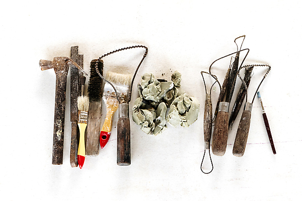 포토 JPG 해외이미지 어린이 벽 조각 백그라운드 놀이 추상 기술 미술 취미 사람없음 목재 세트 장난감 쌓기 침묵 페인트 장비 도구 공구 붓 업무 바 도자기 그룹 작업실 칼 망치 공예 오브젝트 질감 예술가 점토 수공예 DIY 조각가 핸드메이드 해외202008 해외포토 나무 무늬 재료 모션 문화예술 사람 소리 작업 파일형식