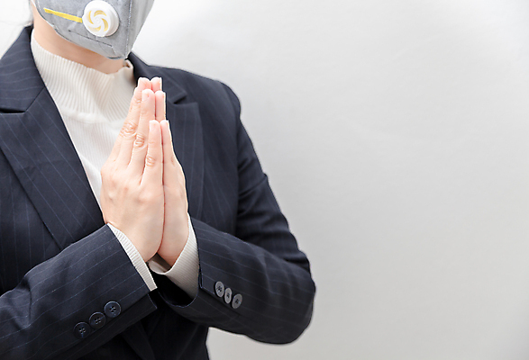 포토 JPG 해외이미지 손 비즈니스 노동자 악수 건강 경고 가면 사람 사람없음 사무실 우정 펼침 터치 금지 인사 비즈니스우먼 바이러스 보호 질병 대표 심볼 예방 감염 커뮤니티 환영 박테리아 떨림 그만 해외202008 우호적 해외포토 직업 여자 컨셉 의학 모션 손짓 신체부위 친구 예절 직장인 파일형식