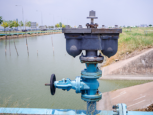 포토 JPG 해외이미지 공장 손잡이 사람없음 물 금속 파이프 가스 규정 압력 제어 해외202008 해외포토 자연요소 공업 재질 파일형식