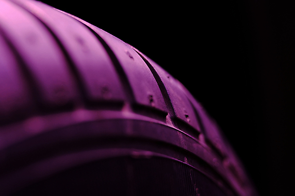 포토 JPG 해외이미지 도로 백그라운드 겨울 패턴 교통시설 자동차 표면 추상 새로움 안전 사람없음 옆모습 빛 어둠 재활용 공연 운전 흰색 레이싱 바퀴 원형 닫기 자주색 제비꽃 묘사 오브젝트 속도 질감 타이어 짐차 고무 고립 선로 제어 해외202008 해외포토 도형 계절 꽃 길 육상교통 뷰포인트 컬러 교통 컨셉 무늬 모션 이벤트 시합 시설 친환경 파일형식