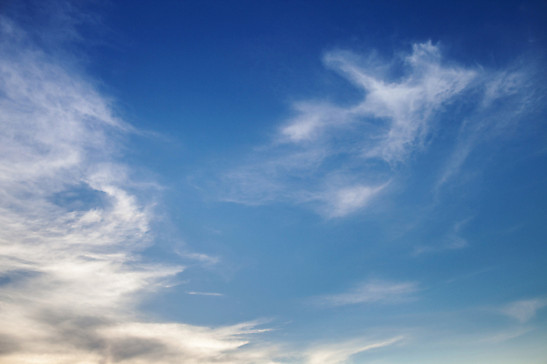 포토 JPG 해외이미지 구름 백그라운드 컨셉 자연 하늘 날씨 추상 휴가 휴식 풍경 사람없음 야외 여름 파란색 빛 햇빛 태양 평화 우주 환경 맑음 침묵 봄 자유 흰색 시골 분위기 질감 부드러움 천국 솜털 내추럴 많음 수평선 해외202008 해외포토 자연요소 계절 컬러 무늬 소리 감각 생태계 파일형식