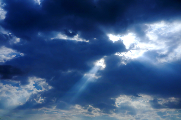 포토 JPG 해외이미지 구름 행복 백그라운드 컨셉 자연 벽지 하늘 성공 날씨 추상 불꽃 건강 선물 풍경 사람없음 야외 여름 파란색 빛 햇빛 태양 우주 일출 어둠 희망 일몰 광선 흰색 행운 황금 저녁 주기 격려 천국 내추럴 블러 헬프 현상 해외202008 해외포토 자연요소 계절 감정 컬러 무늬 모션 불 노을 도움 야간 생태계 파일형식