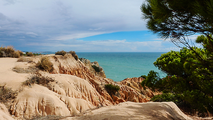 포토 JPG 해외이미지 바다 휴식 파노라마 사람 해변 사람없음 빛 모래사장 햇빛 태양 평화 우주 계단 일출 침묵 황혼 새벽 절벽 달력 동굴 황금 가장자리 포르투갈 부식 각도 천국 대서양 깊이 인기 지질학 터키석 파라다이스 수평선 해외202008 해외포토 자연요소 교육 유럽 컨셉 촬영기법 노을 소리 일몰 둘레 보석 파일형식