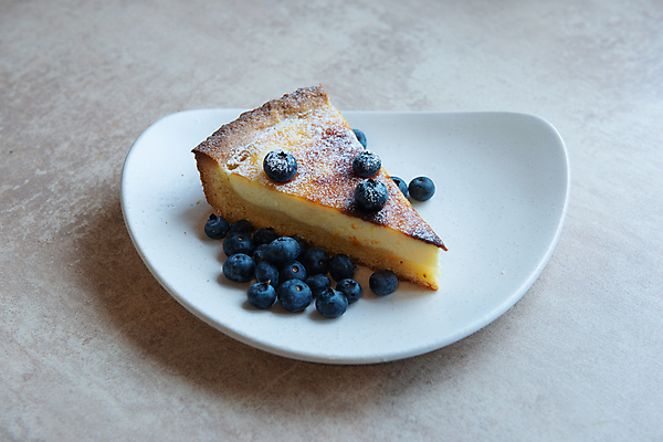 포토 JPG 해외이미지 접시 열매 음식 조각 백그라운드 과일 텍스트 디저트 건강 사람없음 장식 빨간색 갈색 노란색 우주 케이크 얼음 식사 빵집 흰색 신선 생일 달콤 맛 정상 설탕 자르기 굽기 먹기 컵받침 크림 싱글 슬라이스 토핑 고립 타르트 페스츄리 해로움 핸드메이드 맛있는 해외202008 해외포토 자연요소 식물 식기 기념일 빵 컬러 컨셉 모션 상점 구이 받침대 파이_빵 파일형식