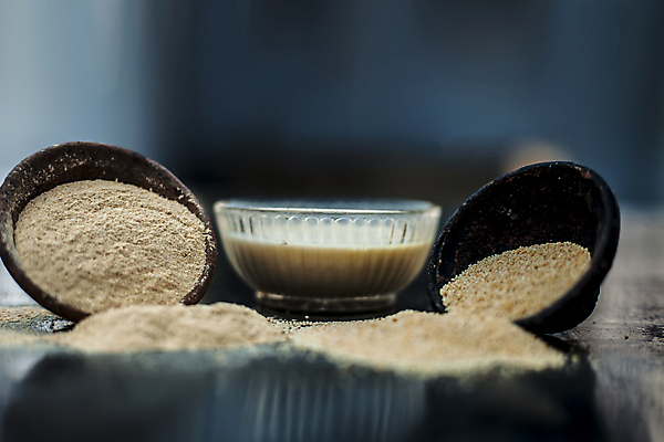 포토 JPG 해외이미지 전통 얼굴 음식 백그라운드 다이어트 재료 유리 탁자 표면 건조 건강 씨앗 사람없음 목재 태양 갈색 검은색 어둠 회색 견과류 흰색 시골 사발 기름 낟알 굽기 묘사 유기농 날것 반죽 양귀비 팩 내추럴 고립 식용 채식주의자 핸드메이드 비건 맛있는 해외202008 해외포토 자연요소 나무 식물 웰빙 꽃 컬러 가구 재질 신체부위 화장품 사기그릇 구이 채식 파일형식