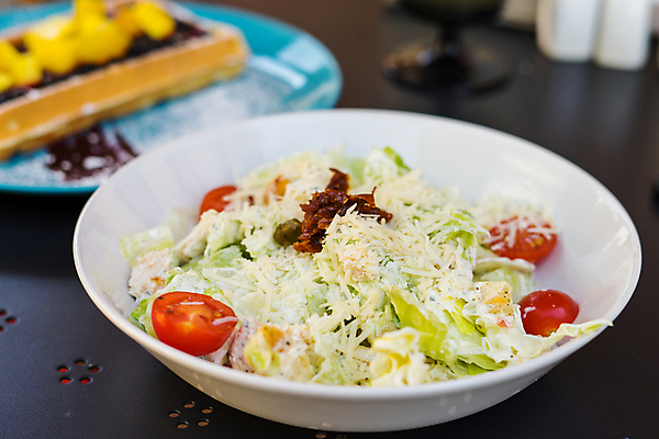 포토 JPG 해외이미지 접시 음식 빵 백그라운드 잎 다이어트 토마토 채소 재료 부분 치즈 건강 마늘 요리 사람없음 목재 초록색 우주 식사 저녁식사 치킨 샐러드 흰색 신선 체리 사발 클래식 맛 그릴 상추 가슴 유기농 연어 후추 점심식사 콘크리트 핸드메이드 로메인상추 해외202008 해외포토 나무 식물 식기 웰빙 컬러 컨셉 과일 주방용품 유제품 어류 신체부위 사기그릇 향신료 닭고기요리 파일형식