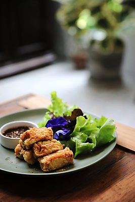 포토 JPG 해외이미지 전통 접시 음식 백그라운드 다이어트 채소 건강 요리 동양인 사람없음 초록색 우주 일본 검은색 식사 중국 샐러드 튀김 수확 신선 뜨거움 막대기 달콤 맛 향신료 깨 생강 점심식사 단백질 대두 채식주의자 핸드메이드 비건 맛있는 해외202008 젓기 해외포토 식기 아시아 컬러 컨셉 농업 식재료 모션 인종 조미료 채식 영양소 향미료 파일형식