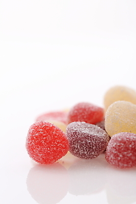 포토 JPG 해외이미지 디저트 근접촬영 사람없음 여러개 달콤 흰배경 젤리 해외202008 해외포토 음식 뷰포인트 다수 백그라운드 흰색 맛 파일형식