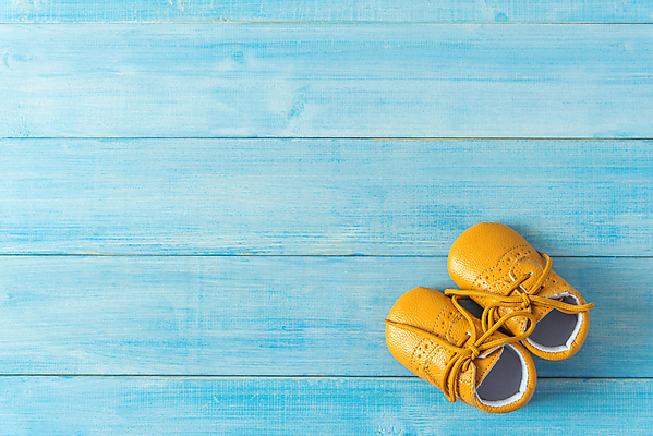 포토 JPG 해외이미지 옷 어린이 분홍색 백그라운드 운동화 신발 새로움 사람없음 유행 수확 흰색 아기 쌍 클래식 작음 스타일 해외202008 해외포토 컬러 컨셉 농업 사람 크기 파일형식